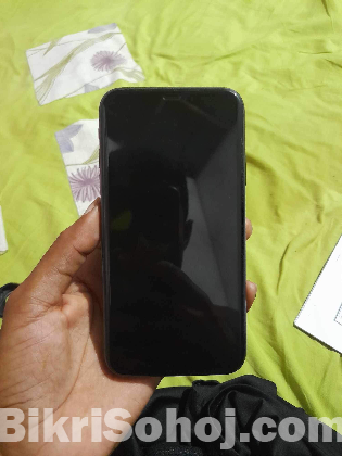 iPhone 11 (64gb USA variant)